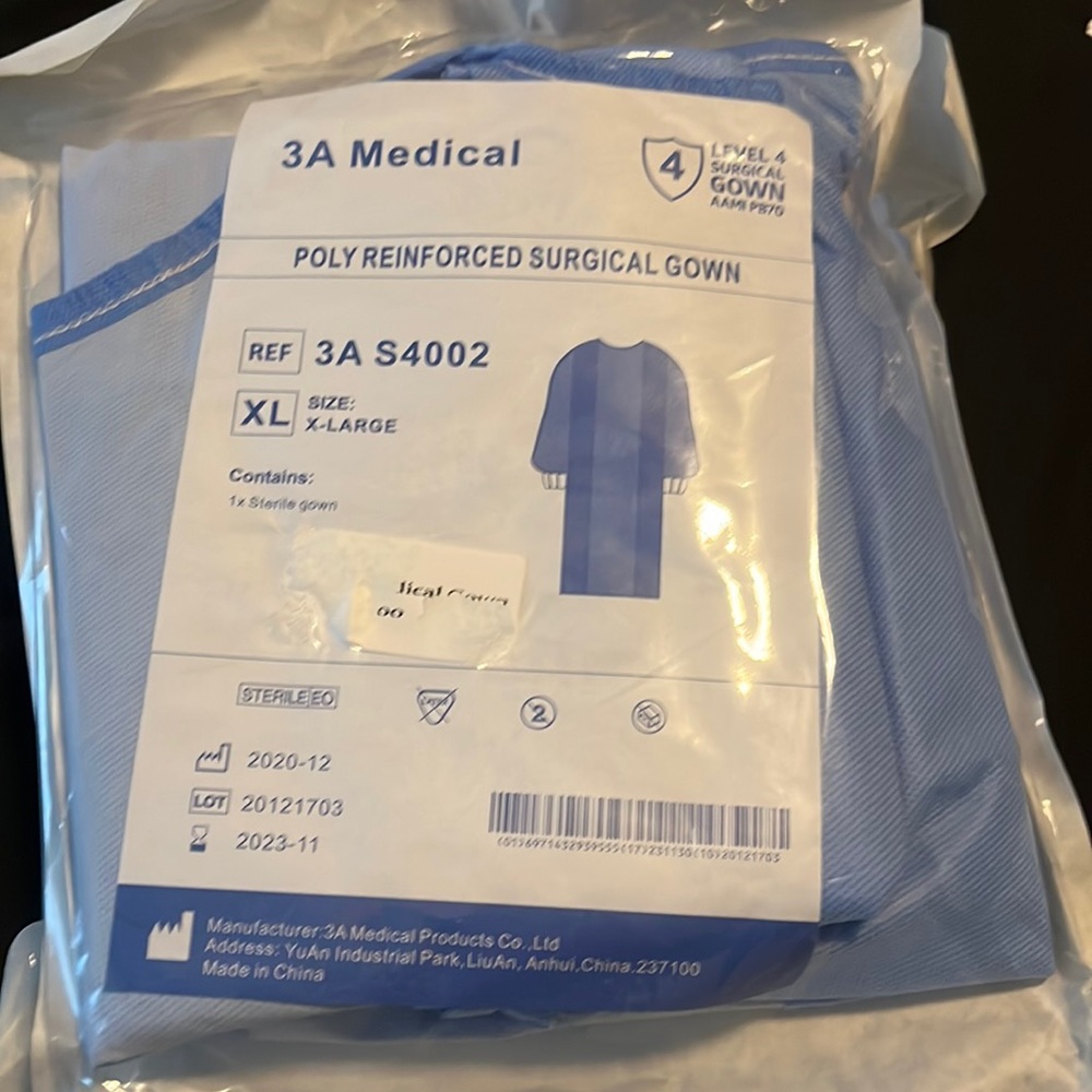 Level 4 Surgical Gown